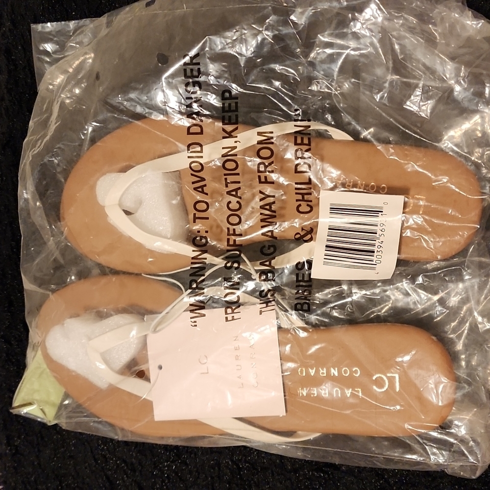 LC Conrad Sandals